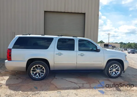 2013 Chevrolet Suburban 1500 Ltz from USA, damaged, VIN 1GNSCKE03DR104978
